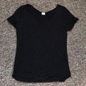 Loose black t-shirt